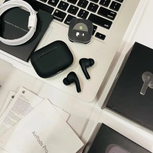 Apple iPhone Pro Black Earbuds 2nd Gen – Mobile Accessory